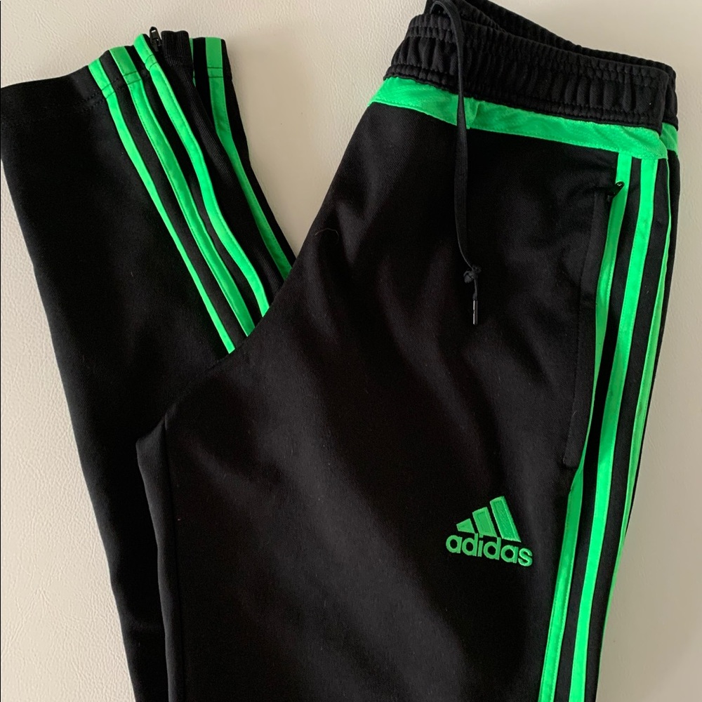 Men’s Adidas training pants